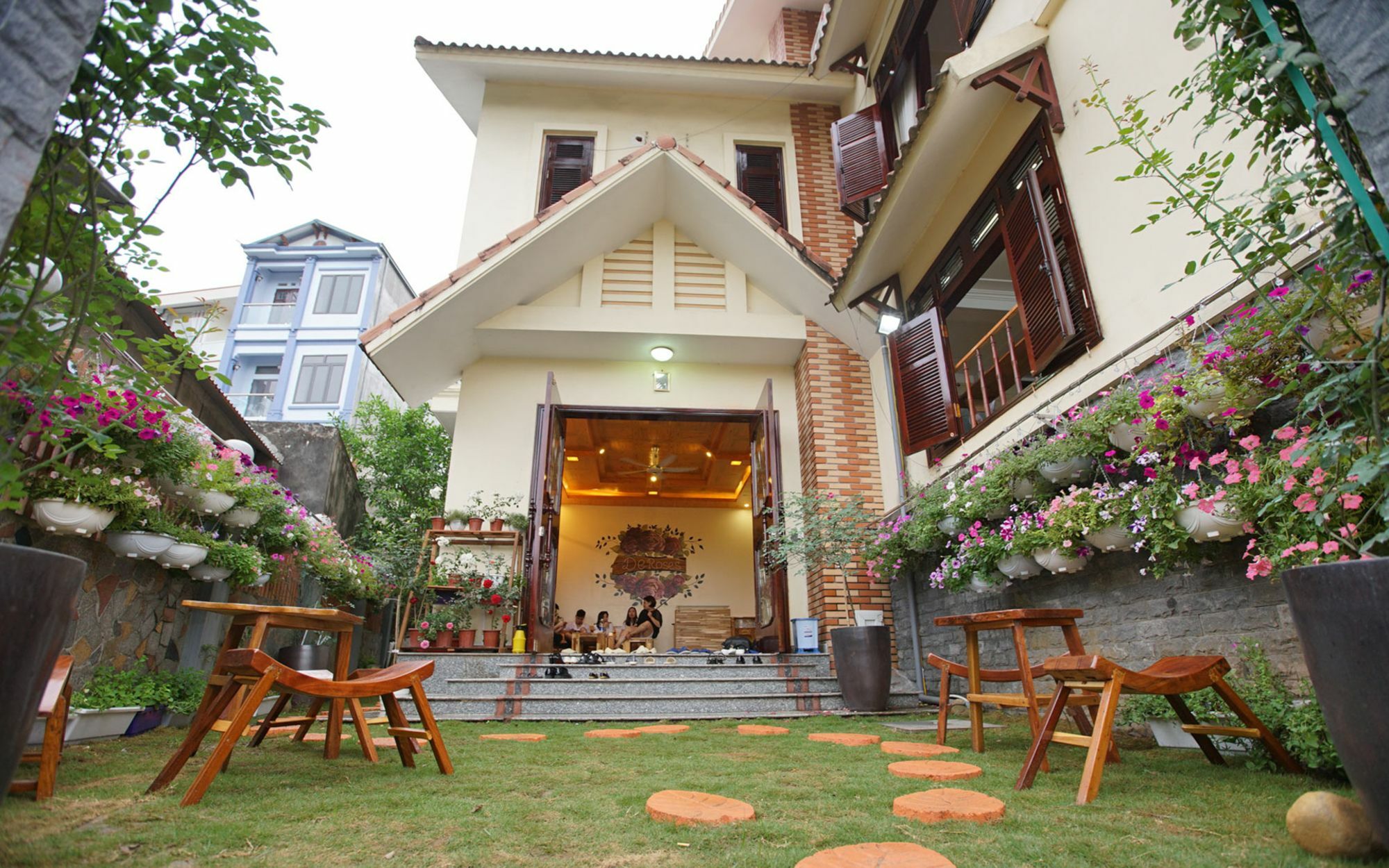 Ferienwohnung De Roses Hạ Long Exterior foto